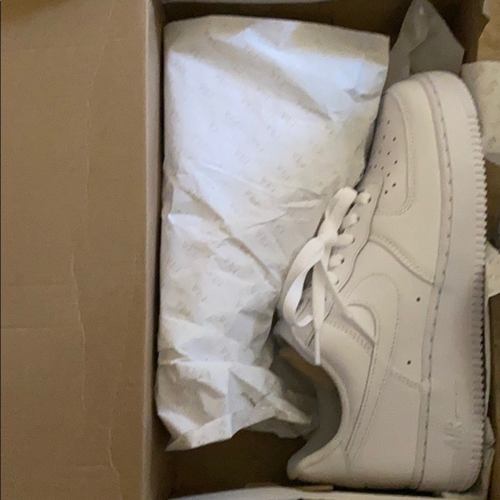 Air Force 1’s-woman’s